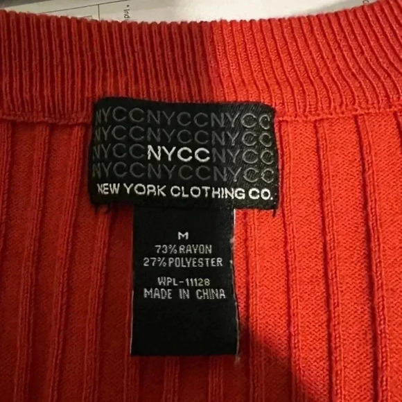 COPY - New York Clothing Co. Rust Colored Sweater A2 - Picture 3 of 3